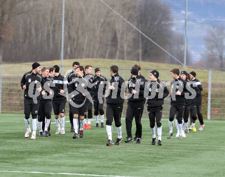 Fussball. Bundesliga. RZ Pellets WAC. Training. St. Andrae, 7.1.2013.
Foto: Kuess
---
pressefotos, pressefotografie, kuess, qs, qspictures, sport, bild, bilder, bilddatenbank