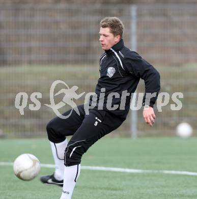 Fussball. Bundesliga. RZ Pellets WAC. Training.  Christian Thonhofer. St. Andrae, 7.1.2013.
Foto: Kuess
---
pressefotos, pressefotografie, kuess, qs, qspictures, sport, bild, bilder, bilddatenbank