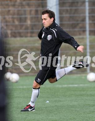 Fussball. Bundesliga. RZ Pellets WAC. Training.  Michael Liendl. St. Andrae, 7.1.2013.
Foto: Kuess
---
pressefotos, pressefotografie, kuess, qs, qspictures, sport, bild, bilder, bilddatenbank