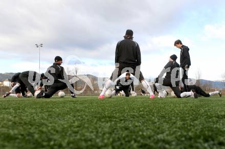 Fussball. Bundesliga. RZ Pellets WAC. Training. St. Andrae, 7.1.2013.
Foto: Kuess
---
pressefotos, pressefotografie, kuess, qs, qspictures, sport, bild, bilder, bilddatenbank