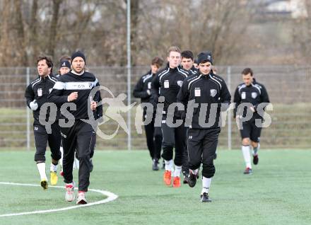 Fussball. Bundesliga. RZ Pellets WAC. Training. St. Andrae, 7.1.2013.
Foto: Kuess
---
pressefotos, pressefotografie, kuess, qs, qspictures, sport, bild, bilder, bilddatenbank