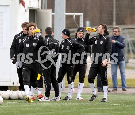 Fussball. Bundesliga. RZ Pellets WAC. Training.  . St. Andrae, 7.1.2013.
Foto: Kuess
---
pressefotos, pressefotografie, kuess, qs, qspictures, sport, bild, bilder, bilddatenbank