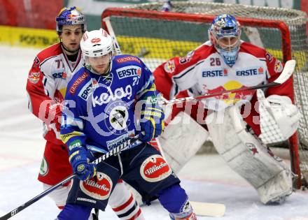 EBEL. Eishockey Bundesliga. EC VSV gegen EC Red Bull Salzburg. Benjamin Petrik, (VSV),  Florian Muehlstein, Bernd Brueckler (Salzburg). Villach, am 11.1.2013.
Foto: Kuess 


---
pressefotos, pressefotografie, kuess, qs, qspictures, sport, bild, bilder, bilddatenbank