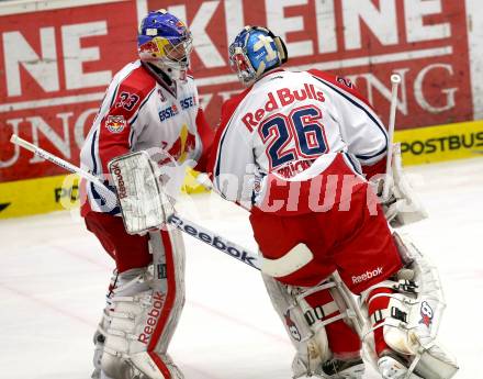 EBEL. Eishockey Bundesliga. EC VSV gegen EC Red Bull Salzburg. Lukas Gracner, Bernd Brueckler (Salzburg). Villach, am 11.1.2013.
Foto: Kuess 


---
pressefotos, pressefotografie, kuess, qs, qspictures, sport, bild, bilder, bilddatenbank