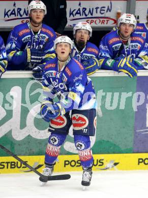 EBEL. Eishockey Bundesliga. EC VSV gegen KAC. Antti Pusa, John Hughes, Markus Peintner, Benjamin Petrik (VSV). Villach, am 13.1.2013.
Foto: Kuess 


---
pressefotos, pressefotografie, kuess, qs, qspictures, sport, bild, bilder, bilddatenbank