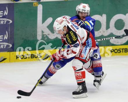 EBEL. Eishockey Bundesliga. EC VSV gegen KAC. Andreas Wiedergut, (VSV), Tomislav Zanoski  (KAC). Villach, am 13.1.2013.
Foto: Kuess 


---
pressefotos, pressefotografie, kuess, qs, qspictures, sport, bild, bilder, bilddatenbank