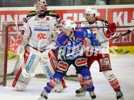 EBEL. Eishockey Bundesliga. EC VSV gegen KAC.  Marco Pewal, (VSV), Rene Swette, Johannes Reichel  (KAC). Villach, am 13.1.2013.
Foto: Kuess 


---
pressefotos, pressefotografie, kuess, qs, qspictures, sport, bild, bilder, bilddatenbank