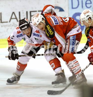 EBEL. Eishockey Bundesliga. EC KAC gegen HC TWK Innsbruck "Die Haie".   Tyler Spurgeon,  (KAC), Francis Lemieux (Innsbruck). Klagenfurt, am 15.1.2013.
Foto: Kuess 


---
pressefotos, pressefotografie, kuess, qs, qspictures, sport, bild, bilder, bilddatenbank