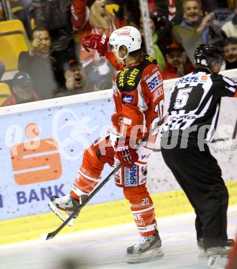 EBEL. Eishockey Bundesliga. EC KAC gegen HC TWK Innsbruck "Die Haie".   Torjubel John Lammers (KAC). Klagenfurt, am 15.1.2013.
Foto: Kuess 


---
pressefotos, pressefotografie, kuess, qs, qspictures, sport, bild, bilder, bilddatenbank