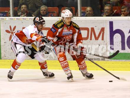 EBEL. Eishockey Bundesliga. EC KAC gegen HC TWK Innsbruck "Die Haie".   Manuel Geier,  (KAC), Florian Stern (Innsbruck). Klagenfurt, am 15.1.2013.
Foto: Kuess 


---
pressefotos, pressefotografie, kuess, qs, qspictures, sport, bild, bilder, bilddatenbank