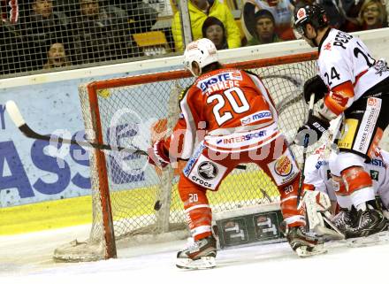 EBEL. Eishockey Bundesliga. EC KAC gegen HC TWK Innsbruck "Die Haie".   John Lammers,  (KAC), Florian Pedevilla, Patrick Machreich (Innsbruck). Klagenfurt, am 15.1.2013.
Foto: Kuess 


---
pressefotos, pressefotografie, kuess, qs, qspictures, sport, bild, bilder, bilddatenbank