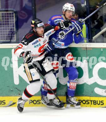 EBEL. Eishockey Bundesliga. EC VSV gegen HC Orli Znojmo. Mario Altmann,  (VSV), Kyle Wharton (Znojmo). Villach, am 15.1.2013.
Foto: Kuess 


---
pressefotos, pressefotografie, kuess, qs, qspictures, sport, bild, bilder, bilddatenbank