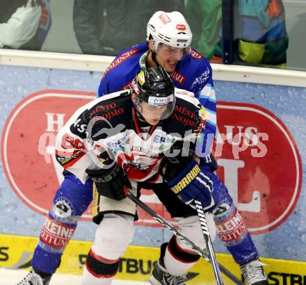 EBEL. Eishockey Bundesliga. EC VSV gegen HC Orli Znojmo.  Mario Altmann,   (VSV), Adam Havlik (Znojmo). Villach, am 15.1.2013.
Foto: Kuess 


---
pressefotos, pressefotografie, kuess, qs, qspictures, sport, bild, bilder, bilddatenbank