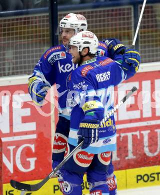 EBEL. Eishockey Bundesliga. EC VSV gegen HC Orli Znojmo. Torjubel Scott Hotham, John Hughes (VSV). Villach, am 15.1.2013.
Foto: Kuess 


---
pressefotos, pressefotografie, kuess, qs, qspictures, sport, bild, bilder, bilddatenbank