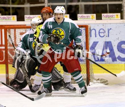 Eishockey Cup. Zeltverleih Bister gegen HC Post. Michael Rom, Roland Jakobitsch (Bister), Andreas Reichenhauser (Post). Klagenfurt, 16.1.2013.
Foto: Kuess
---
pressefotos, pressefotografie, kuess, qs, qspictures, sport, bild, bilder, bilddatenbank