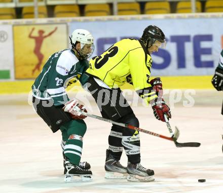 Eishockey Cup. Zeltverleih Bister gegen HC Post. Markus Aichholzer (Bister), Roland Zechner (Post). Klagenfurt, 16.1.2013.
Foto: Kuess
---
pressefotos, pressefotografie, kuess, qs, qspictures, sport, bild, bilder, bilddatenbank