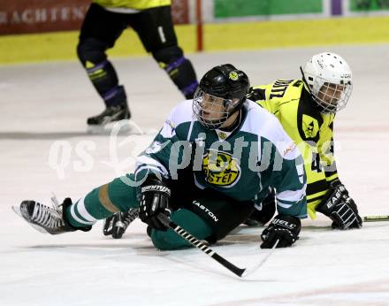 Eishockey Cup. Zeltverleih Bister gegen HC Post. Marcel Reichmann (Bister), ChÃ­stian Huber (Post). Klagenfurt, 16.1.2013.
Foto: Kuess
---
pressefotos, pressefotografie, kuess, qs, qspictures, sport, bild, bilder, bilddatenbank