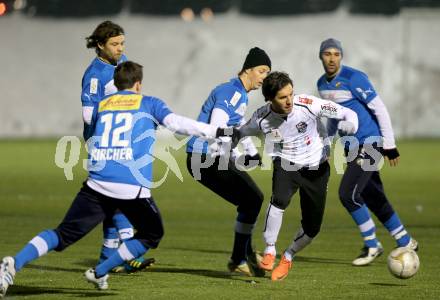 Fussball Testspiel. RZ Pellets WAC gegen VSV. Sandro Zakany, (WAC),  Lukas Kircher, Michael Kirisits, Johannes Isopp, Emre Okatan (VSV). Poggersdorf, 17.1.2012.
Foto: Kuess
---
pressefotos, pressefotografie, kuess, qs, qspictures, sport, bild, bilder, bilddatenbank