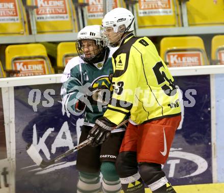 Eishockey Cup. Zeltverleih Bister gegen HC Post. Michael Tautscher  (Bister), Paul Tiefling  (Post). Klagenfurt, 16.1.2013.
Foto: Kuess
---
pressefotos, pressefotografie, kuess, qs, qspictures, sport, bild, bilder, bilddatenbank