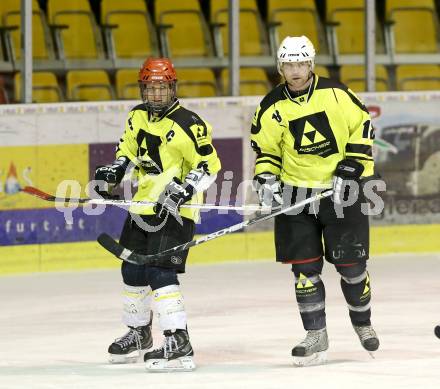 Eishockey Cup. Zeltverleih Bister gegen HC Post. Torjubel  Joerg Putzl Andreas Reichenhauser (Post). Klagenfurt, 16.1.2013.
Foto: Kuess
---
pressefotos, pressefotografie, kuess, qs, qspictures, sport, bild, bilder, bilddatenbank