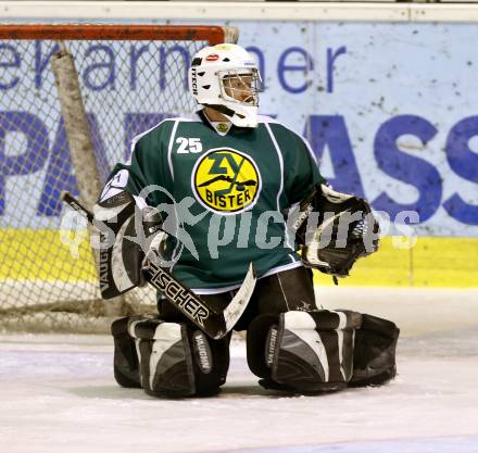 Eishockey Cup. Zeltverleih Bister gegen HC Post. Michael Rom (Bister). Klagenfurt, 16.1.2013.
Foto: Kuess
---
pressefotos, pressefotografie, kuess, qs, qspictures, sport, bild, bilder, bilddatenbank