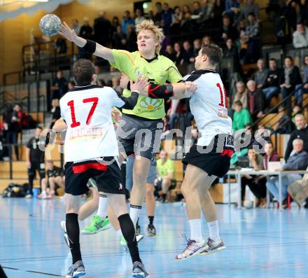 Handball Bundesliga. HC Kelag Kaernten gegen SC Ferlach. Christopher Dovjak,  (HCK), Izudin Mujanovic, Miro Barisic (SCF). Klagenfurt,19.1.2013.
Foto: Kuess
---
pressefotos, pressefotografie, kuess, qs, qspictures, sport, bild, bilder, bilddatenbank