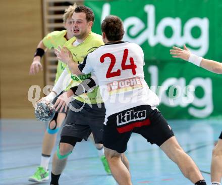 Handball Bundesliga. HC Kelag Kaernten gegen SC Ferlach. Patrick Jochum,  (HCK), Daniel Plesej (SCF). Klagenfurt,19.1.2013.
Foto: Kuess
---
pressefotos, pressefotografie, kuess, qs, qspictures, sport, bild, bilder, bilddatenbank