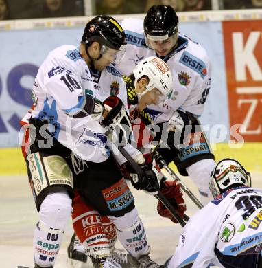 EBEL. Eishockey Bundesliga. EC KAC gegen SAPA Fehervar AV19. Geier Manuel,  (KAC), Arnold Varga, Tyler Metcalfe, Bence Balizs  (Alba Volan). Klagenfurt, am 20.1.2013.
Foto: Kuess 


---
pressefotos, pressefotografie, kuess, qs, qspictures, sport, bild, bilder, bilddatenbank