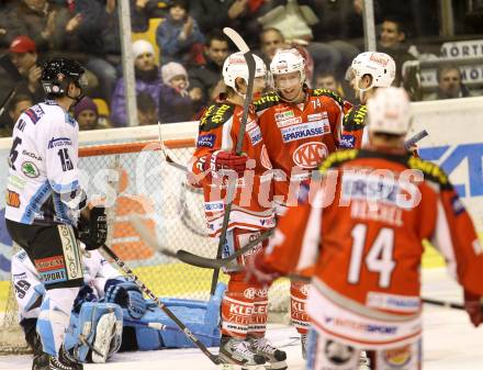 EBEL. Eishockey Bundesliga. EC KAC gegen SAPA Fehervar AV19.  Torjubel John Lammers, Thomas Koch, Jamie Lundmark (KAC). Klagenfurt, am 20.1.2013.
Foto: Kuess 


---
pressefotos, pressefotografie, kuess, qs, qspictures, sport, bild, bilder, bilddatenbank