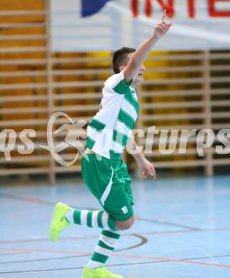 Futsal. Futsal Klagenfurt gegen Hegelhof RB Wien. Torjubel Vahid Muharemovic (Futsal Klagenfurt). Viktring, am 20.1.2012.
Foto: Kuess
---
pressefotos, pressefotografie, kuess, qs, qspictures, sport, bild, bilder, bilddatenbank