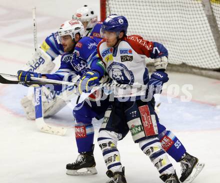 EBEL. Eishockey Bundesliga. EC VSV gegen KHL Medvescak Zagreb. Scott Hotham,  (VSV), Adam Naglich (Zagreb). Villach, am 22.1.2013.
Foto: Kuess 


---
pressefotos, pressefotografie, kuess, qs, qspictures, sport, bild, bilder, bilddatenbank