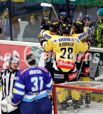 EBEL. Eishockey Bundesliga. EC VSV gegen UPC Vienna Capitals.  torjubel   (Vienna). Villach, am 27.1.2013.
Foto: Kuess 


---
pressefotos, pressefotografie, kuess, qs, qspictures, sport, bild, bilder, bilddatenbank