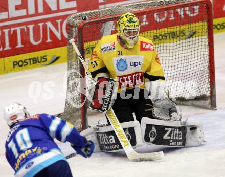 EBEL. Eishockey Bundesliga. EC VSV gegen UPC Vienna Capitals.  Fabian Weinhandl (Vienna). Villach, am 27.1.2013.
Foto: Kuess 


---
pressefotos, pressefotografie, kuess, qs, qspictures, sport, bild, bilder, bilddatenbank