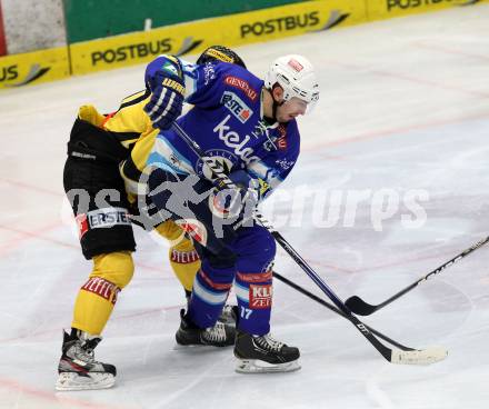 EBEL. Eishockey Bundesliga. EC VSV gegen UPC Vienna Capitals. Martin Oraze,  (VSV), Marcus Olsson (Vienna). Villach, am 27.1.2013.
Foto: Kuess 


---
pressefotos, pressefotografie, kuess, qs, qspictures, sport, bild, bilder, bilddatenbank