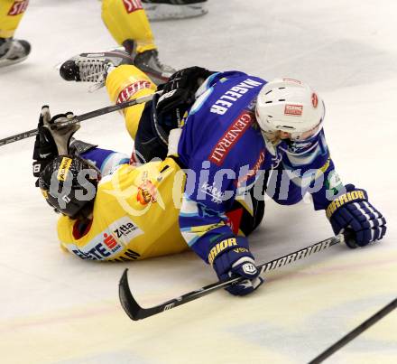 EBEL. Eishockey Bundesliga. EC VSV gegen UPC Vienna Capitals. Daniel Nageler, (VSV), Adrian Veidemann  (Vienna). Villach, am 27.1.2013.
Foto: Kuess 


---
pressefotos, pressefotografie, kuess, qs, qspictures, sport, bild, bilder, bilddatenbank