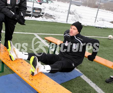 Fussball. WAC. Training. Boris Huettenbrenner. St. Andrae, 28.1.2013. 
Foto: Kuess
---
pressefotos, pressefotografie, kuess, qs, qspictures, sport, bild, bilder, bilddatenbank