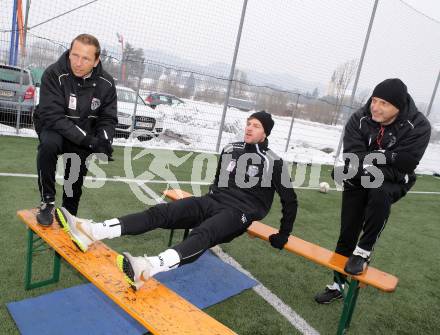 Fussball. WAC. Training. Rene Poms, Boris Huettenbrenner, Slobodan Grubor. St. Andrae, 28.1.2013. 
Foto: Kuess
---
pressefotos, pressefotografie, kuess, qs, qspictures, sport, bild, bilder, bilddatenbank