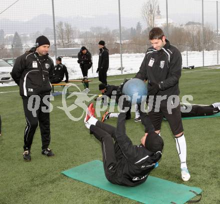 Fussball. WAC. Training. Nenad Bjelica, Ruben Rivera, David De Paula Gallardo. St. Andrae, 28.1.2013. 
Foto: Kuess
---
pressefotos, pressefotografie, kuess, qs, qspictures, sport, bild, bilder, bilddatenbank