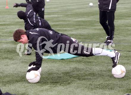 Fussball. WAC. Training. Marc Klicnik. St. Andrae, 28.1.2013. 
Foto: Kuess
---
pressefotos, pressefotografie, kuess, qs, qspictures, sport, bild, bilder, bilddatenbank