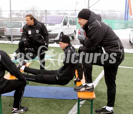 Fussball. WAC. Training. Rene Poms, Christian Falk, Slobodan Grubor. St. Andrae, 28.1.2013. 
Foto: Kuess
---
pressefotos, pressefotografie, kuess, qs, qspictures, sport, bild, bilder, bilddatenbank