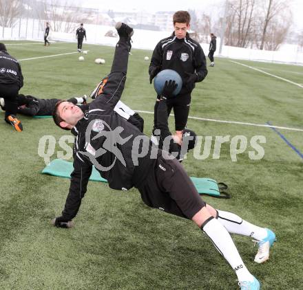 Fussball. WAC. Training. Ruben Rivera. St. Andrae, 28.1.2013. 
Foto: Kuess
---
pressefotos, pressefotografie, kuess, qs, qspictures, sport, bild, bilder, bilddatenbank