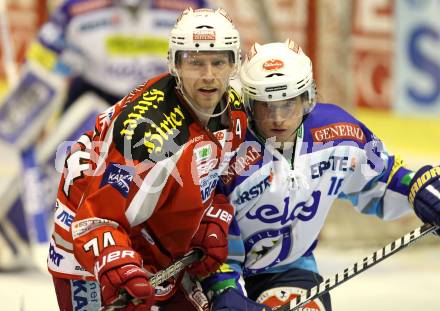 EBEL. Eishockey Bundesliga. EC KAC gegen VSV. Jamie Lundmark  (KAC),  Daniel Nageler(VSV). Klagenfurt, am 29.1.2013.
Foto: Kuess 


---
pressefotos, pressefotografie, kuess, qs, qspictures, sport, bild, bilder, bilddatenbank