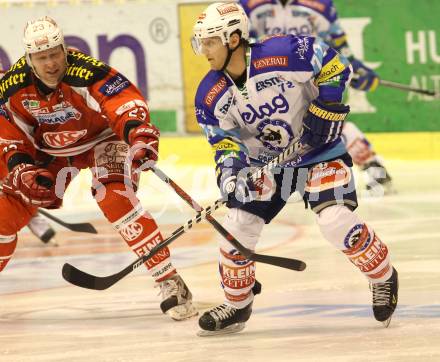 EBEL. Eishockey Bundesliga. EC KAC gegen VSV. Mike Siklenka  (KAC), John Hughes (VSV). Klagenfurt, am 29.1.2013.
Foto: Kuess 


---
pressefotos, pressefotografie, kuess, qs, qspictures, sport, bild, bilder, bilddatenbank