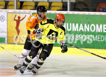 Eishockey Cup. HC Post gegen Ascus Rangers. Andreas Reichenhauser (Post), Klaus Ofner (Ascus). Klagenfurt, 31.1.2013.
Foto: Kuess
---
pressefotos, pressefotografie, kuess, qs, qspictures, sport, bild, bilder, bilddatenbank