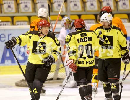 Eishockey Cup. HC Post gegen Ascus Rangers. Torjubel Wolfgang Likar, Joerg Putzl (Post), (Ascus). Klagenfurt, 31.1.2013.
Foto: Kuess
---
pressefotos, pressefotografie, kuess, qs, qspictures, sport, bild, bilder, bilddatenbank