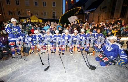 Eishockey Bundesliga. Showtraining VSV am Rathausplatz. Villach, am 1.2.1013.
Foto: Kuess
---
pressefotos, pressefotografie, kuess, qs, qspictures, sport, bild, bilder, bilddatenbank