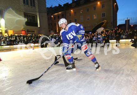 Eishockey Bundesliga. Showtraining VSV am Rathausplatz. Derek Ryan. Villach, am 1.2.1013.
Foto: Kuess
---
pressefotos, pressefotografie, kuess, qs, qspictures, sport, bild, bilder, bilddatenbank