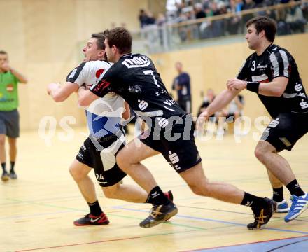 Handball Bundesliga. Aufstiegsrunde. SC Ferlach gegen ULZ Sparkasse Schwaz. Daniel Plesej, (Ferlach), Andreas Lassner (Schwarz). Ferlach, 9.2.2013.
Foto: Kuess
---
pressefotos, pressefotografie, kuess, qs, qspictures, sport, bild, bilder, bilddatenbank