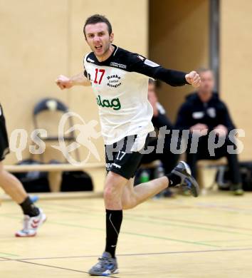 Handball Bundesliga. Aufstiegsrunde. SC Ferlach gegen ULZ Sparkasse Schwaz. Torjubel Izudin Mujanovic (Ferlach). Ferlach, 9.2.2013.
Foto: Kuess
---
pressefotos, pressefotografie, kuess, qs, qspictures, sport, bild, bilder, bilddatenbank