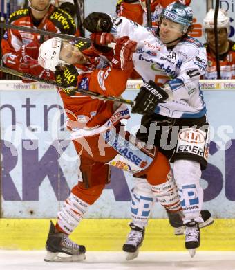 EBEL. Eishockey Bundesliga. EC KAC gegen EHC LIWEST Linz.  Tyler Spurgeon,  (KAC), Curtis Murphy (Linz). Klagenfurt, am 13.2.2013.
Foto: Kuess 


---
pressefotos, pressefotografie, kuess, qs, qspictures, sport, bild, bilder, bilddatenbank